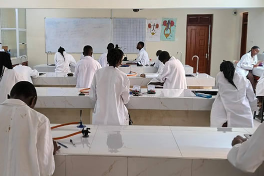 Science Laboratories at Aveon Schools
